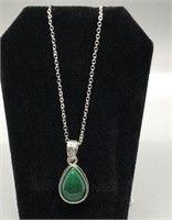 Very Nice Green Stone and Silver pendant w/chain