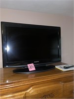 26" Sanyo TV with remote *works*