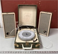 Vintage Truetone Record Player, Attaching Speakers