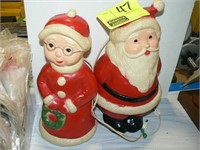 VINTAGE MR. AND MRS. CLAUS LIGHT-UP PLASTIC