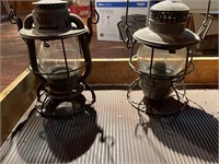 2 VINTAGE LANTERNS