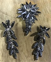 VINTAGE RHINESTONE PIN AND CLIP EARRINGS