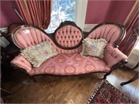 VINTAGE VICTORIAN SETTEE 1860S AS IS