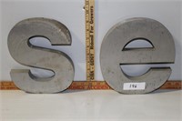 Aluminum letters, "e" and "s"  9 1/2"
