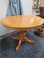 Hardwood round table clean