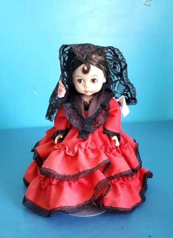 Madame Alexander doll ,Spain no box