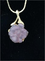 Hand-cut Parklane Crystal Purple Daffodil Necklace