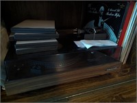 Vintage Realistic Record Player with 2 Speakers