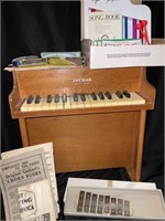 VTG Jaymar Wood Children's Toy Piano 25 Keys