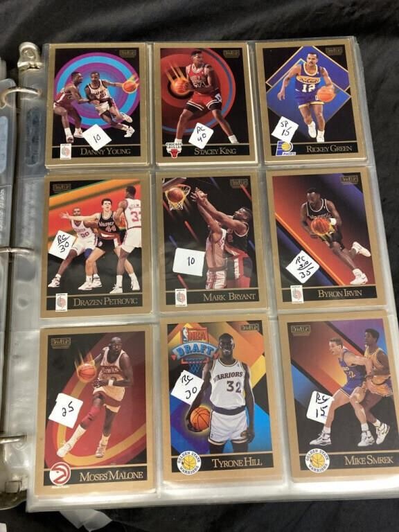 SPORTS CARD ALBUM WITH OVER 500 CARDS