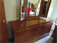 Beautiful Thomasville Low Dresser with 3-Section