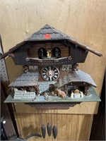 EXTRA LARGE GERMAN CUCKOO CLOCK