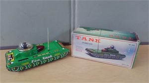 TIN FRICTION TOY ARMY TANK