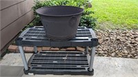 PLASTIC SHELVES AND PLANTER BUCKET THAT CAN BE USE