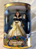 Holiday Princess Walt Disneys Snow White