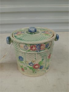 Beautiful floral biscuit barrel, made in japan,