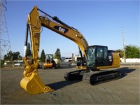 2015 Caterpillar 320EL Hydraulic Excavator