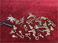 45 Various Old Keys