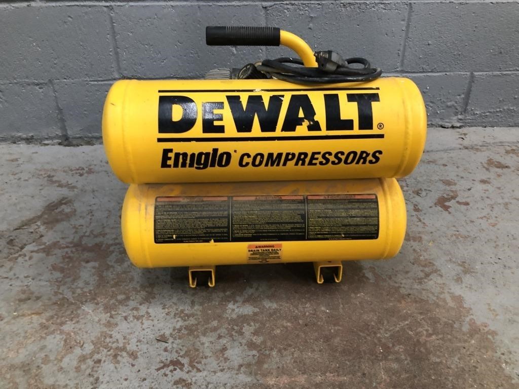 DEWALT COMPRESSOR