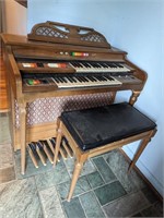 Kimball Swinger 500 Organ