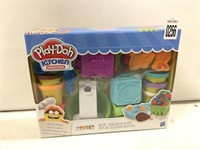 KITCHEN CREATIONS PLAY-DOH TOY