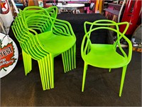 7 x Plastc Green Stacking Chairs