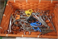 BOX OF MISC SCISSORS