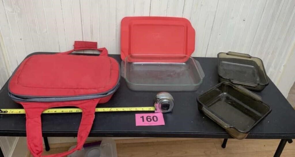 Pyrex Baking Dishes & Carrying Case