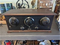 Hubco Baby grand radio receiver 1920's