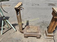 ANTIQUE PLATFORM SCALE WITH IRON FRAME AND WHEELS