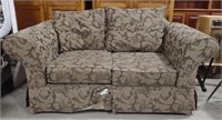 (W) Upholstered Loveseat (approx 67" x 38" x 31")