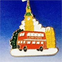 London Bus Pin (Vintage)