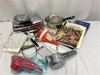 Assorted Kitchen Items