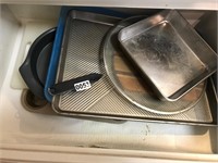 Contents of oven drawer