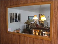 HANGING WALL MIRROR IN FRAME