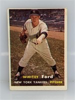 1957 Topps #25 Whitey Ford "New York Yankees"