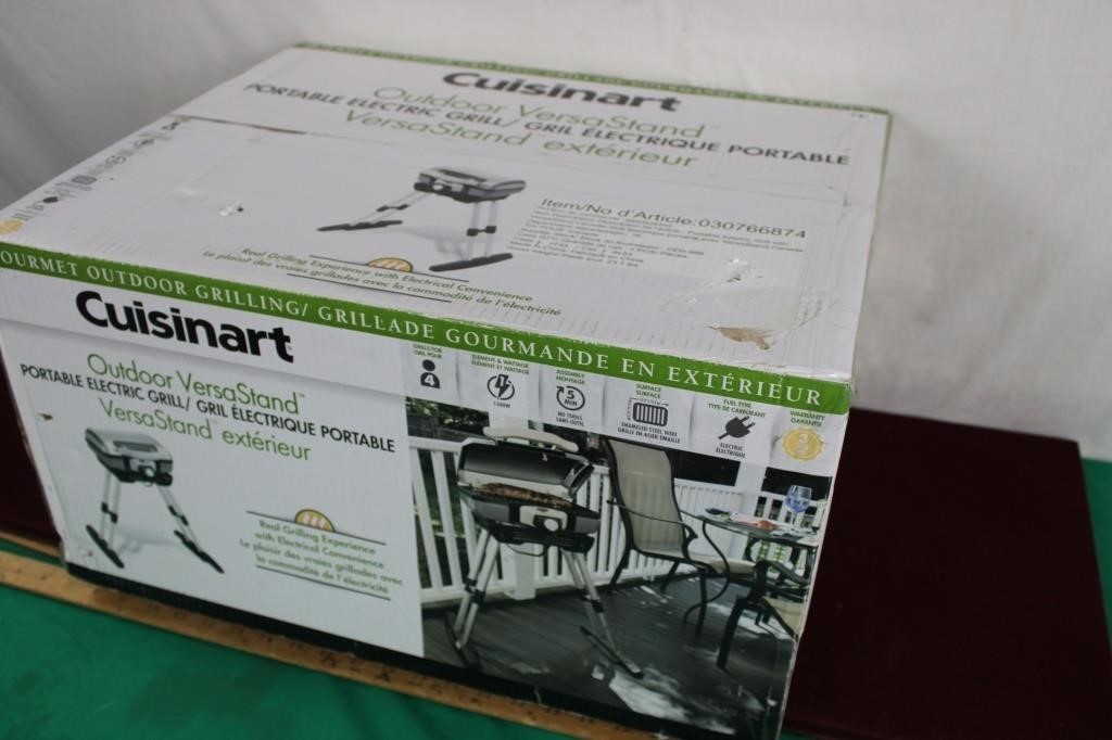 Cusinart Portable Electric Grill / New