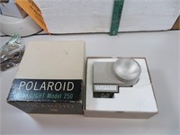 Poloroid Wink Light Model 250 (no cord) in Box