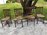 Matching set of (6) Oak Kithen/dining chairs;