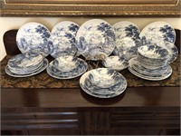 Staffordshire Bluebrook 11 Piece+ Place Setting