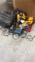 HUGE LOT BATTERY & ELECTRIC TOOLS CONDTION UNKNOWN