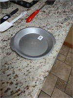 Pampered chef pie pan