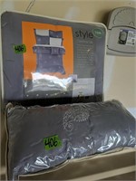 Gray Style Comforter Set Twin Size With Accent