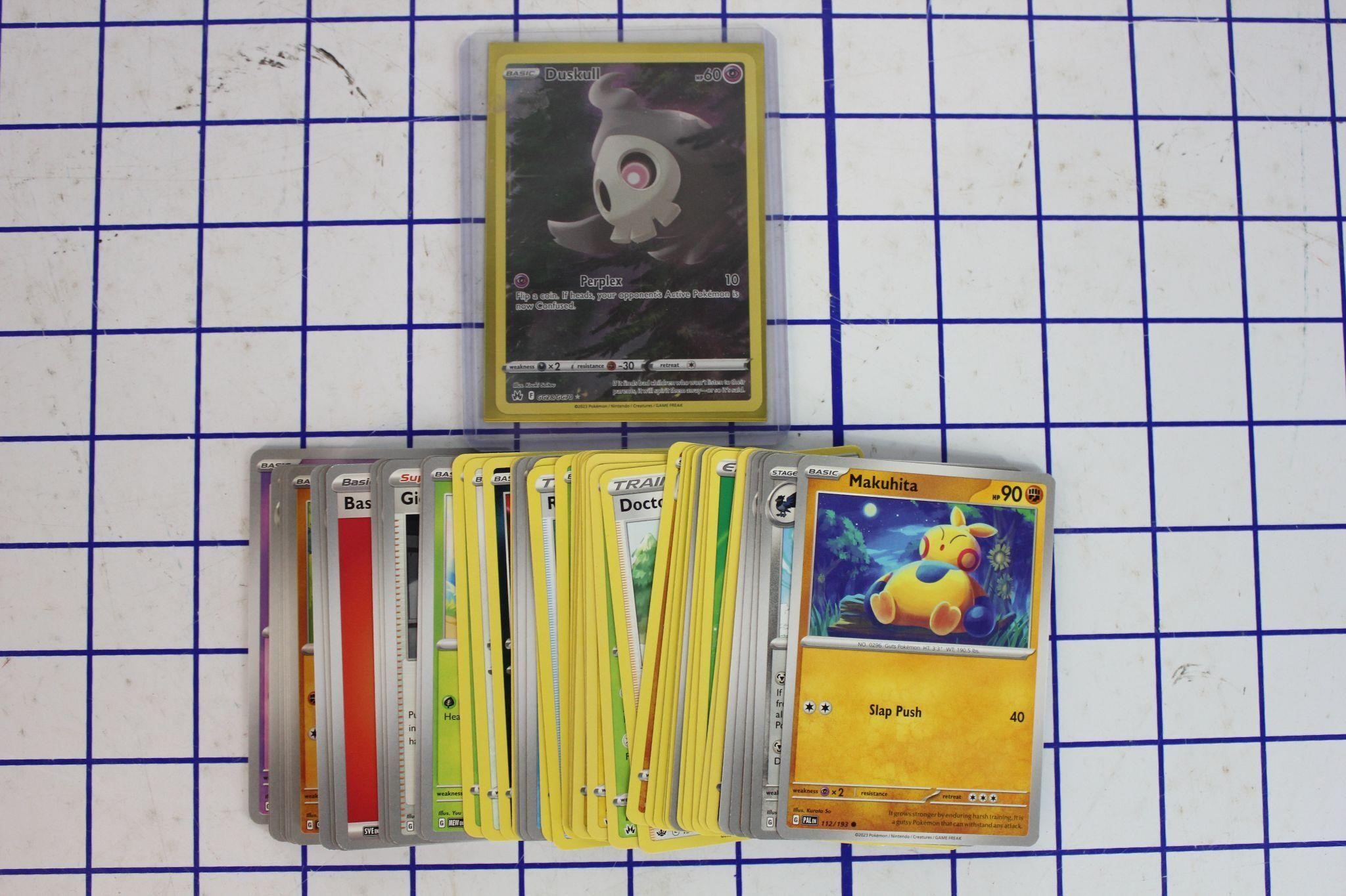 50 POKEMON CARDS