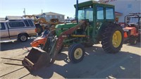 John Deere 2550 Tractor c/w Cab, Loader, 3pt
