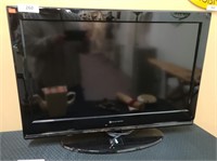 32" Element flat screen TV