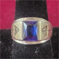 10k White Gold ring with Blue and clear stones s