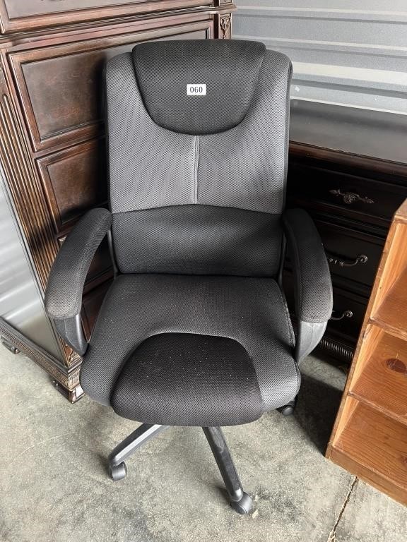 Office Chair U231