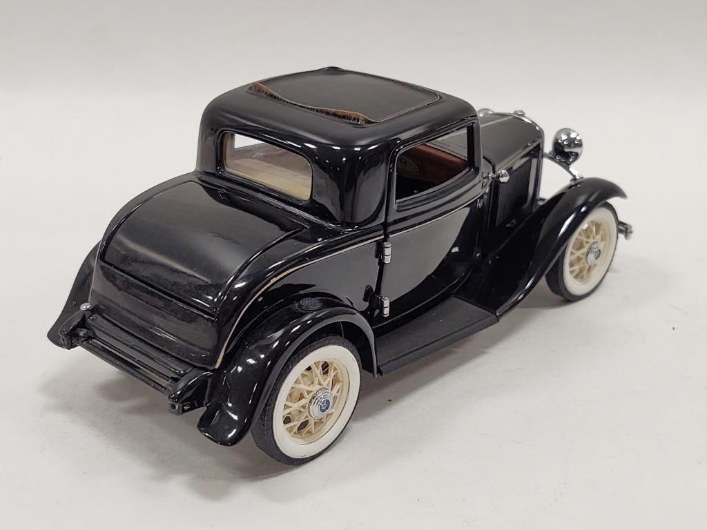 Franklin Mint 1932 Ford Deuce Coupe 1:24 Scale | Kraft Auction Service