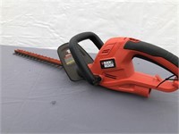 Black & Decker Electric Hedge Trimmer